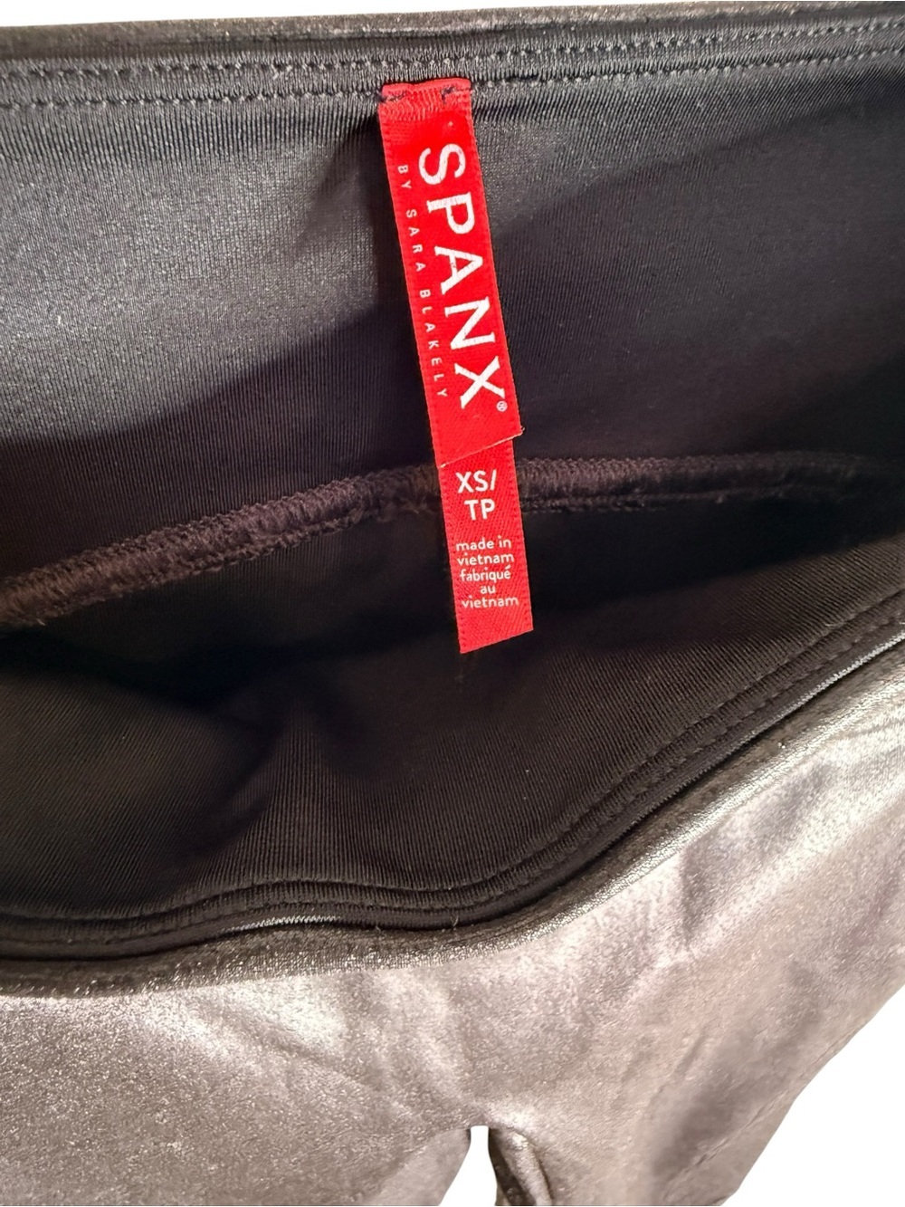 SPANX Faux Leather Moto Leggings Black High Rise XS Sculpting - Picture 8 of 8